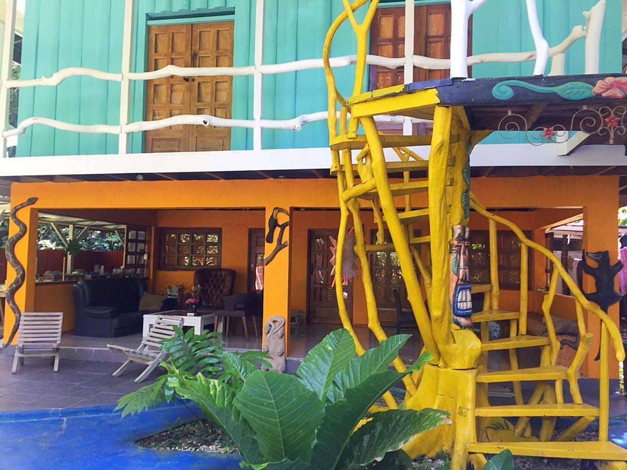 Madre Selva Hostel Puerto Viejo de Talamanca Luaran gambar