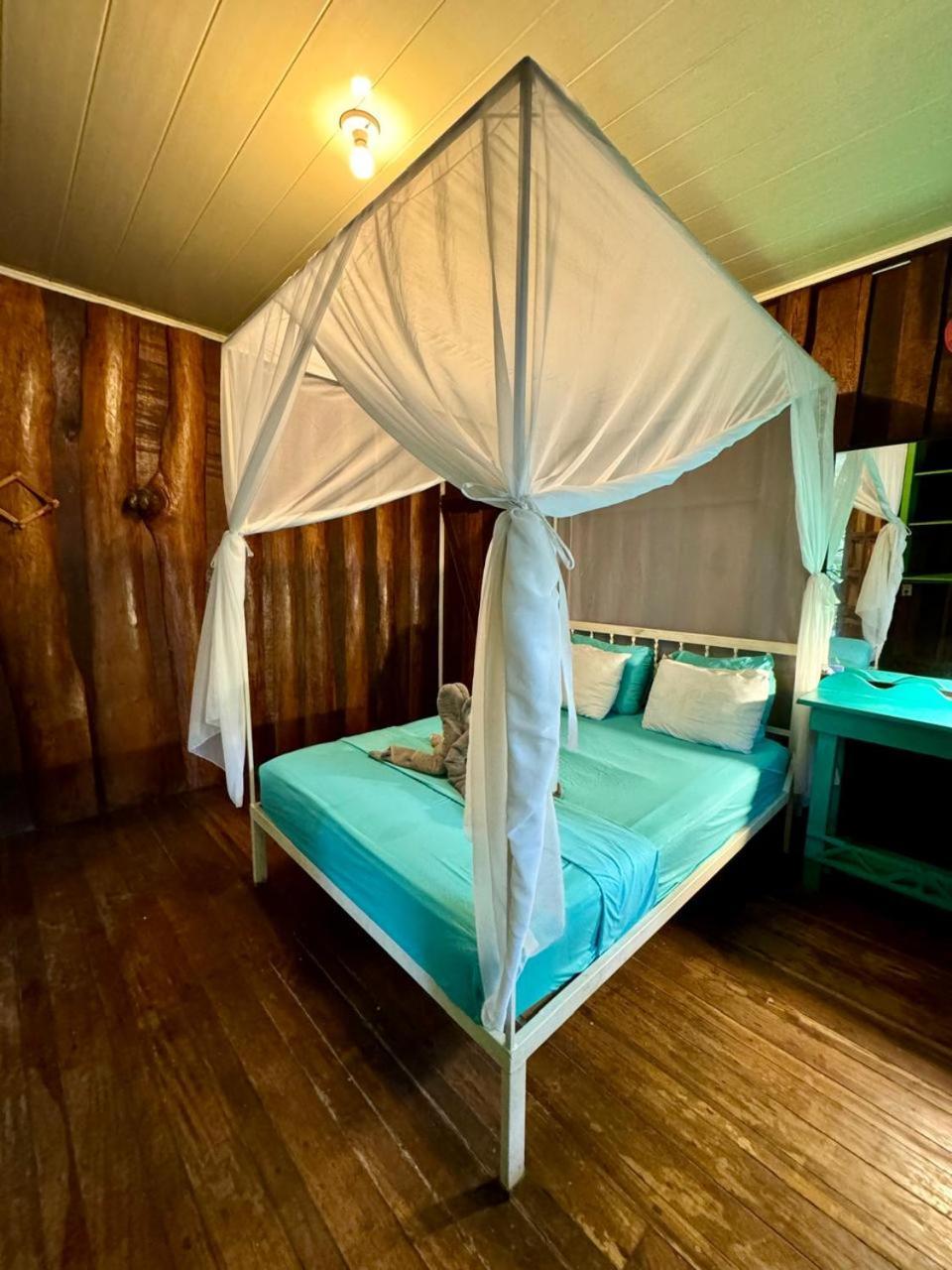 Madre Selva Hostel Puerto Viejo de Talamanca Luaran gambar