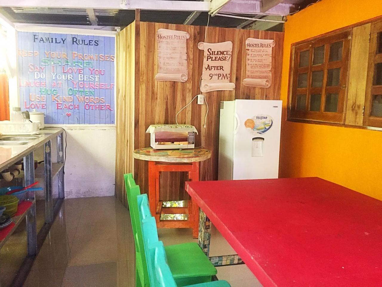 Madre Selva Hostel Puerto Viejo de Talamanca Luaran gambar